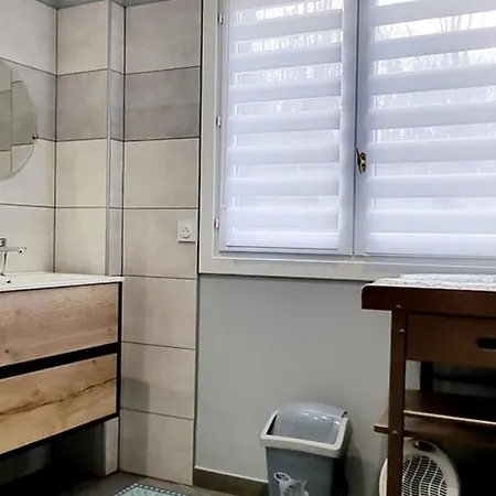 Maison Spacieuse, Nature Préservée - Sérénité Absolue *