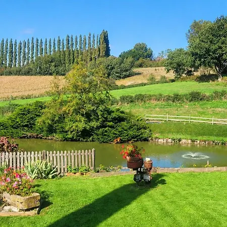 Maison Spacieuse, Nature Préservée - Sérénité Absolue Séjour à la campagne Cassel